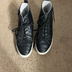Black Shoes
